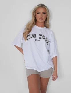 New York Oversized T-shirt White -Chic Step Shop 05.07rebekah1187 scaled