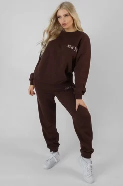 New York Oversized Sweatshirt Chocolate 10 New York Oversized Sweatshirt Chocolate -Chic Step Shop 07.01 420 7f388d8f 090c 4319 992d 9f1c05a437c0