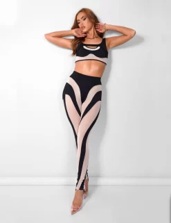 Mesh Illusion Insert Sleeveless Crop Top Black -Chic Step Shop 08.06annabel0778copy2 6d8bbc36 4d2b 443d a068 10ac9e3eeefd scaled