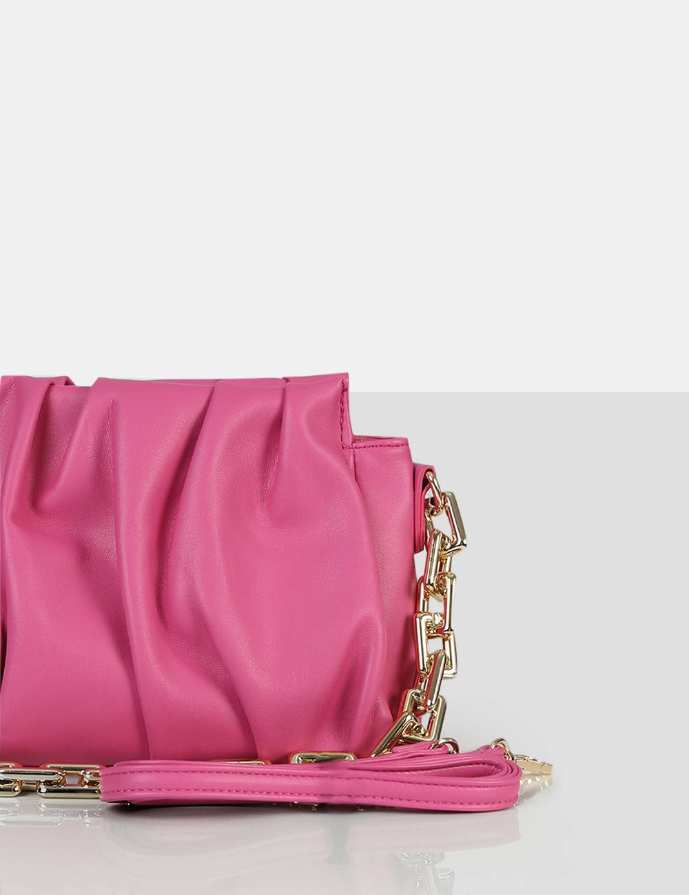 The Effia Pink Chain Strap Shoulder Bag 3 The Effia Pink Chain Strap Shoulder Bag - Image 3