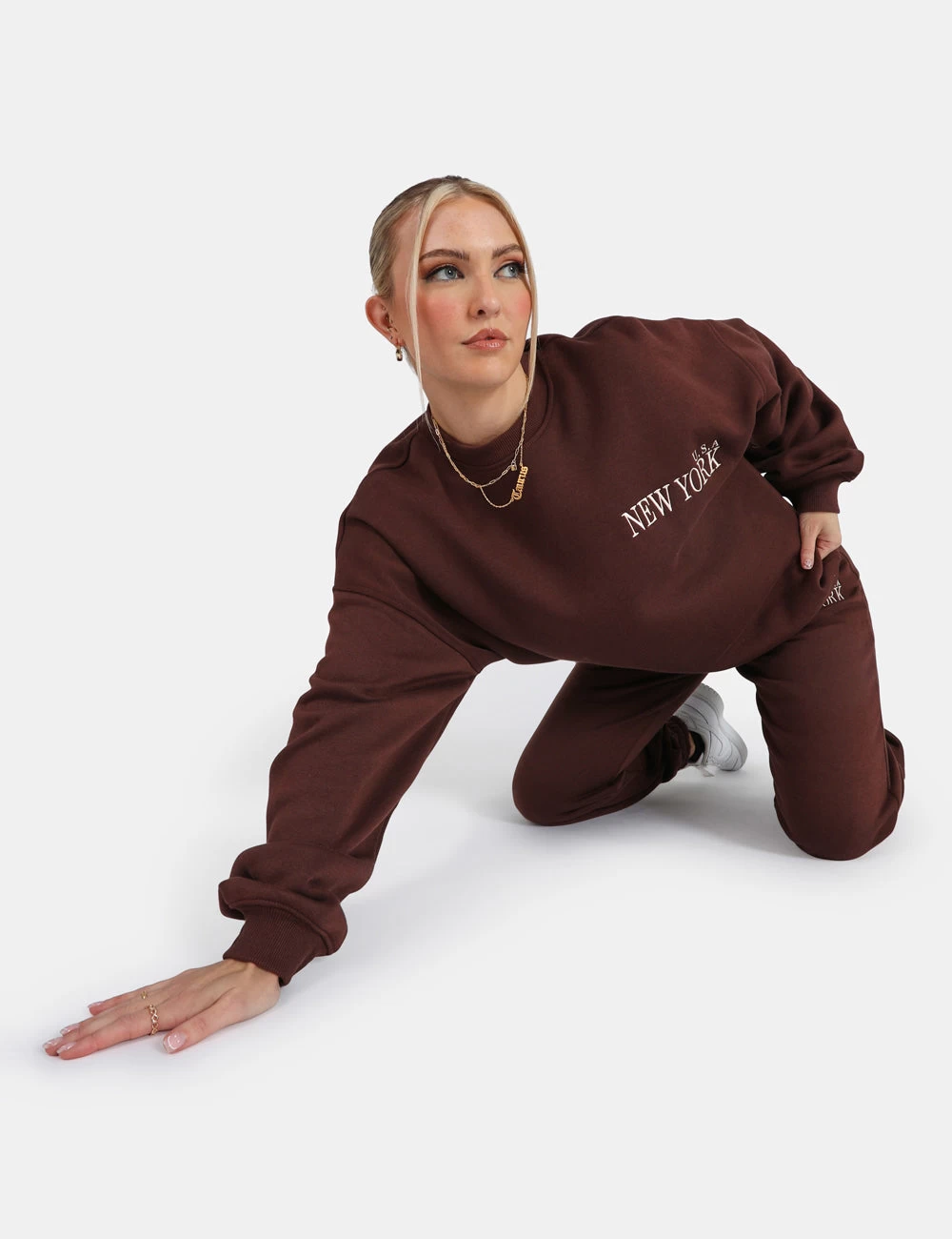 New York 90S Joggers Chocolate 3 New York 90S Joggers Chocolate - Image 3