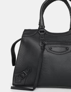 The Willa Black Matte Croc Zip Detail Tote Bag -Chic Step Shop 2 1b0abf3b 7a72 4c37 b813 e707269a05ad scaled