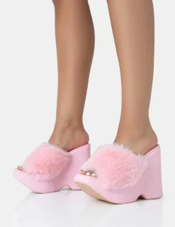 Cutie Pink Faux Fur Platform Wedge Heels 6 Cutie Pink Faux Fur Platform Wedge Heels -Chic Step Shop 771A3425 scaled