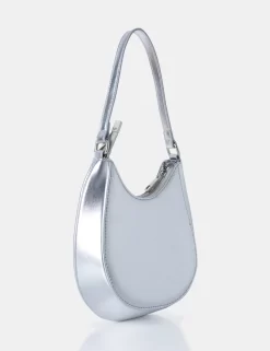 Zeta Metallic Silver Hobo Shoulder Bag -Chic Step Shop 771A4833 scaled