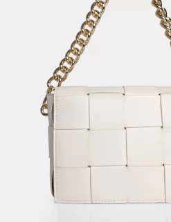 The Mayan Ecru Weave Gold Chain Detail Shoulder Bag -Chic Step Shop 771A6657 7dd044ce a82e 4cf1 9da2 a72d7f65d8c0 scaled