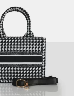 The Arley Canvas Black Mini Tote Bag -Chic Step Shop 771A7805copy