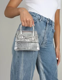 The Indy Silver Croc Pu Diamante Bow Mini Bag 7 The Indy Silver Croc Pu Diamante Bow Mini Bag -Chic Step Shop 771A9942