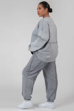 Curve Oversized Raw Edge Sweatshirt Acid Wash -Chic Step Shop CSWE00052