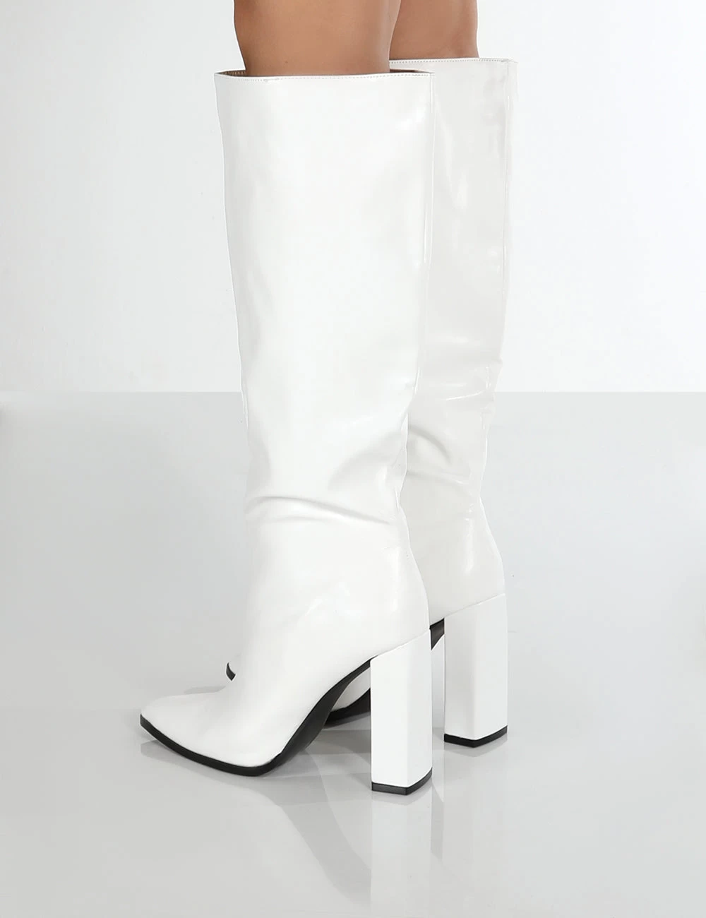 Posie Wide Fit White Pu Knee High Block Heel Boots 4 Posie Wide Fit White Pu Knee High Block Heel Boots - Image 4