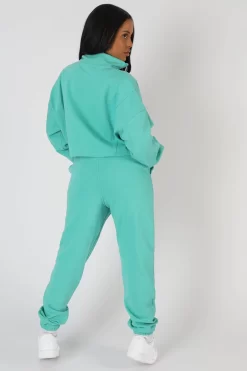 90'S Oversized Joggers Peppermint -Chic Step Shop StudioSession 489 2 2e175229 420e 41d3 b59a cdfc84c666d8 scaled