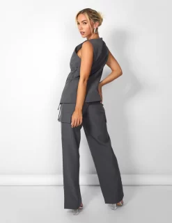 Public Desire Kaiia Strap Detail Waistcoat In Charcoal Grey 15 Public Desire Kaiia Strap Detail Waistcoat In Charcoal Grey -Chic Step Shop casey03.084455 d500eaad ff80 4b52 b8f5 65834cbaeff2 scaled