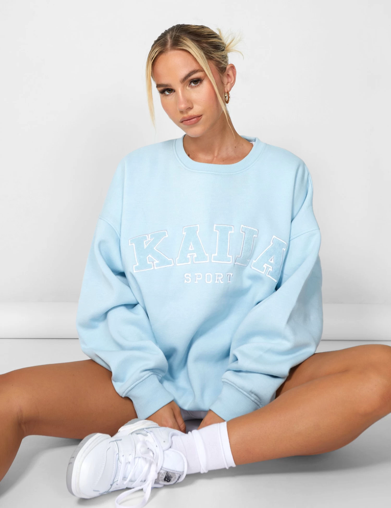 KAIIA SLOGAN OVERSIZED SWEATSHIRT LIGHT BLUE 4 KAIIA SLOGAN OVERSIZED SWEATSHIRT LIGHT BLUE - Image 4