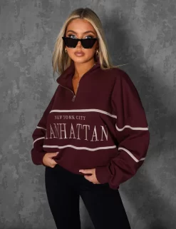MANHATTAN SLOGAN HALF ZIP PULLOVER SWEATSHIRT BURGUNDY -Chic Step Shop kaiiajan00049Jan262023copy scaled