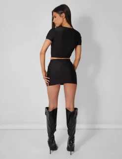 Second Skin Mini Skirt Black -Chic Step Shop pdc21.034141Mar212023copy fa7178c3 6132 4a06 a888 8fd3f3c20cfa scaled