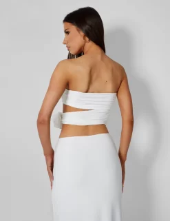 Rose Detail Cut Away Bandeau Top Ivory -Chic Step Shop pdc21.034508Mar212023copy scaled