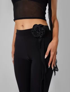 Rose Detail Slinky Trouser Black -Chic Step Shop pdc21.034572Mar212023copy scaled